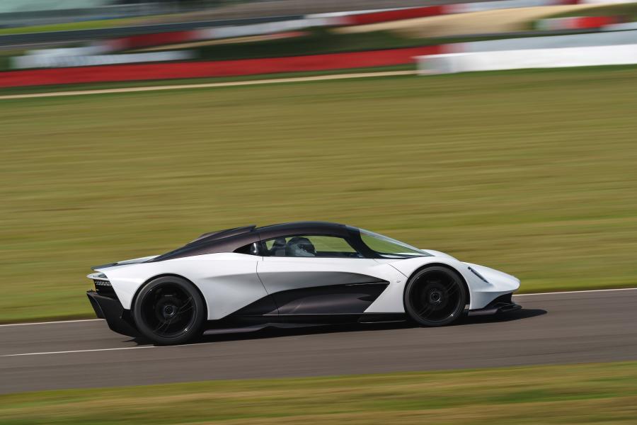  Aston Martin Valhalla 2019 года  (фото 2 из 9)